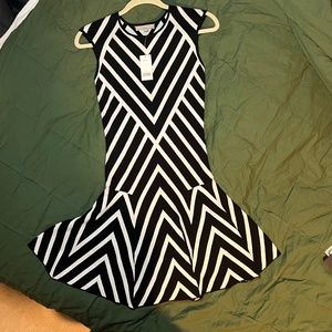 Banana Republic black and white dress, size Small